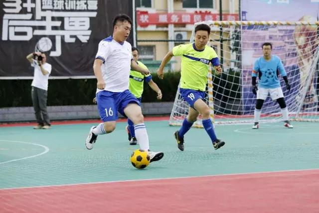 三喜临门！国足1-0！国足+U19男足齐赢球，U23国足爆发，补时绝杀